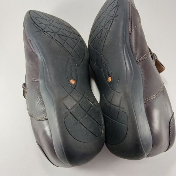 Clarks Unstructured Brown Slip- ons,with Leather Uppers. Woman's size 10........ - Picture 10 of 15